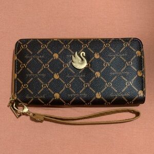 Vintage Gloria Vanderbilt Swan Logo Wallet Like New
